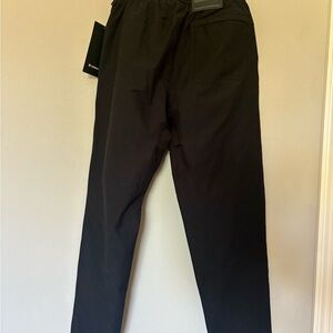 NWT Lululemon Athletica Black Utilitech Pants Classic Fit